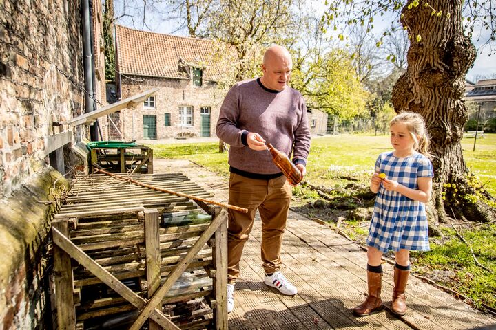 De Sint-Godelieveabdij is een historische site en beschermd monument met drie binnentuinen, gelegen tussen het station en ‘t Zand. Sint-Godelieveabdij-64 © Thomas De Boever