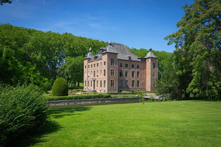 Roseraie du Château de Coloma