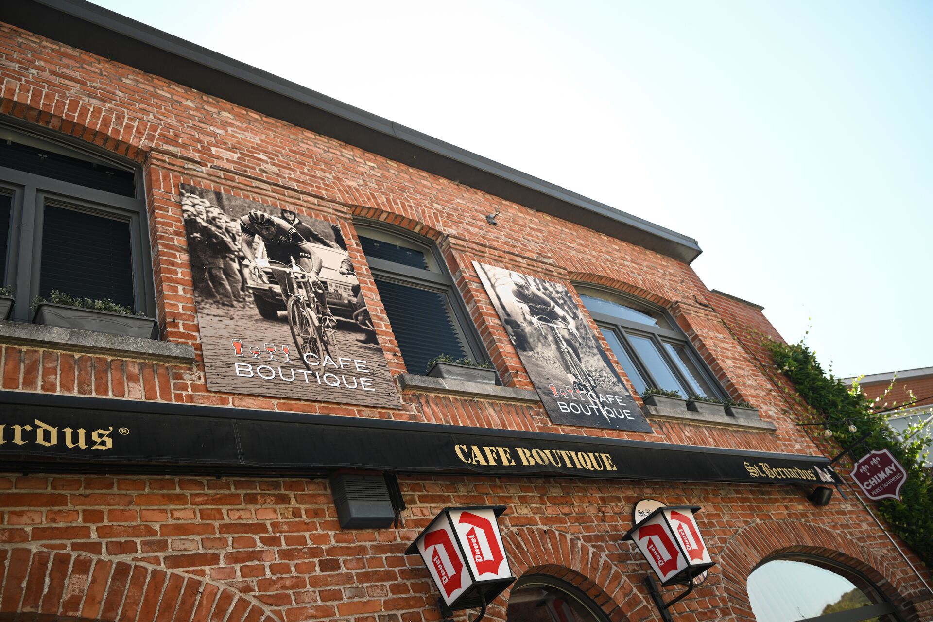 CYCLING IN FLANDERS Café Boutique Kemmel (c) Grinta!