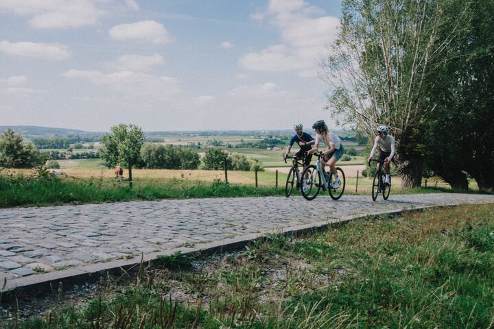 Shoot RPM Souplesse for always-on social media Cycling in Flanders Kwaremont