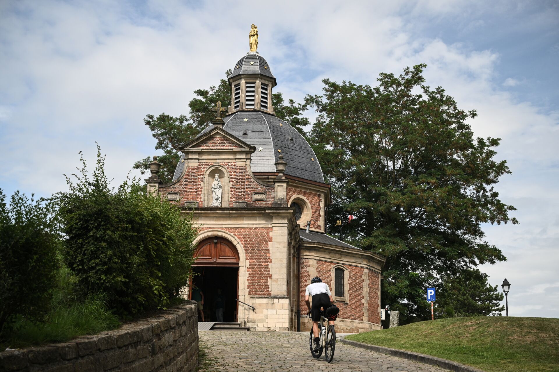 CYCLING IN FLANDERS Muur van Geraardsbergen (c) Grinta!
