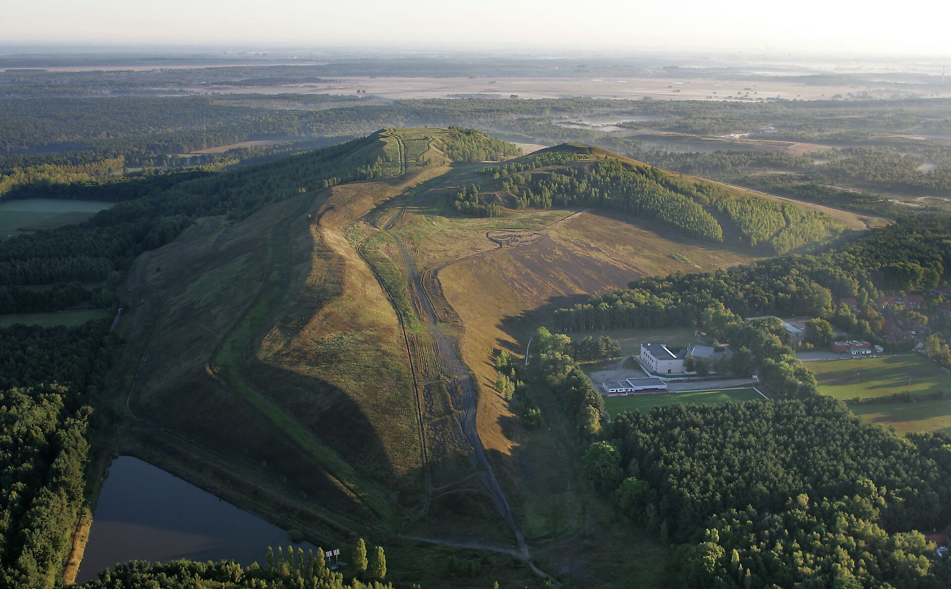Treinstapper van station Beringen naar station Zolder Treinstapper Beverlo - Zolder Terril HZ (c) Regionaal Landschap Lage Kempen