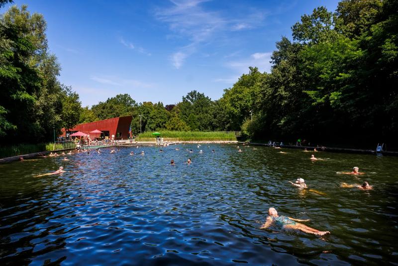 Boekenbergpark in Antwerpen (c) Victoriano Moreno (1)