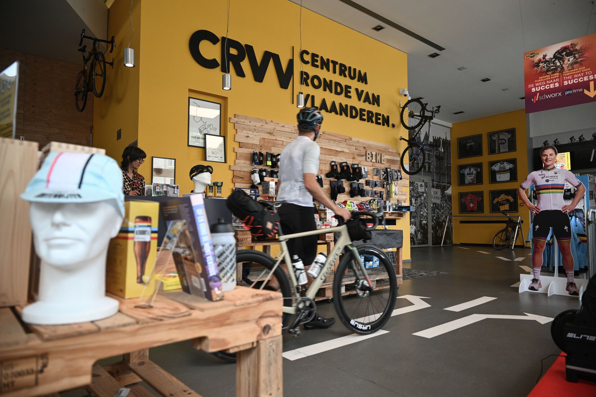 CYCLING IN FLANDERS _CRVV (c) Grinta!