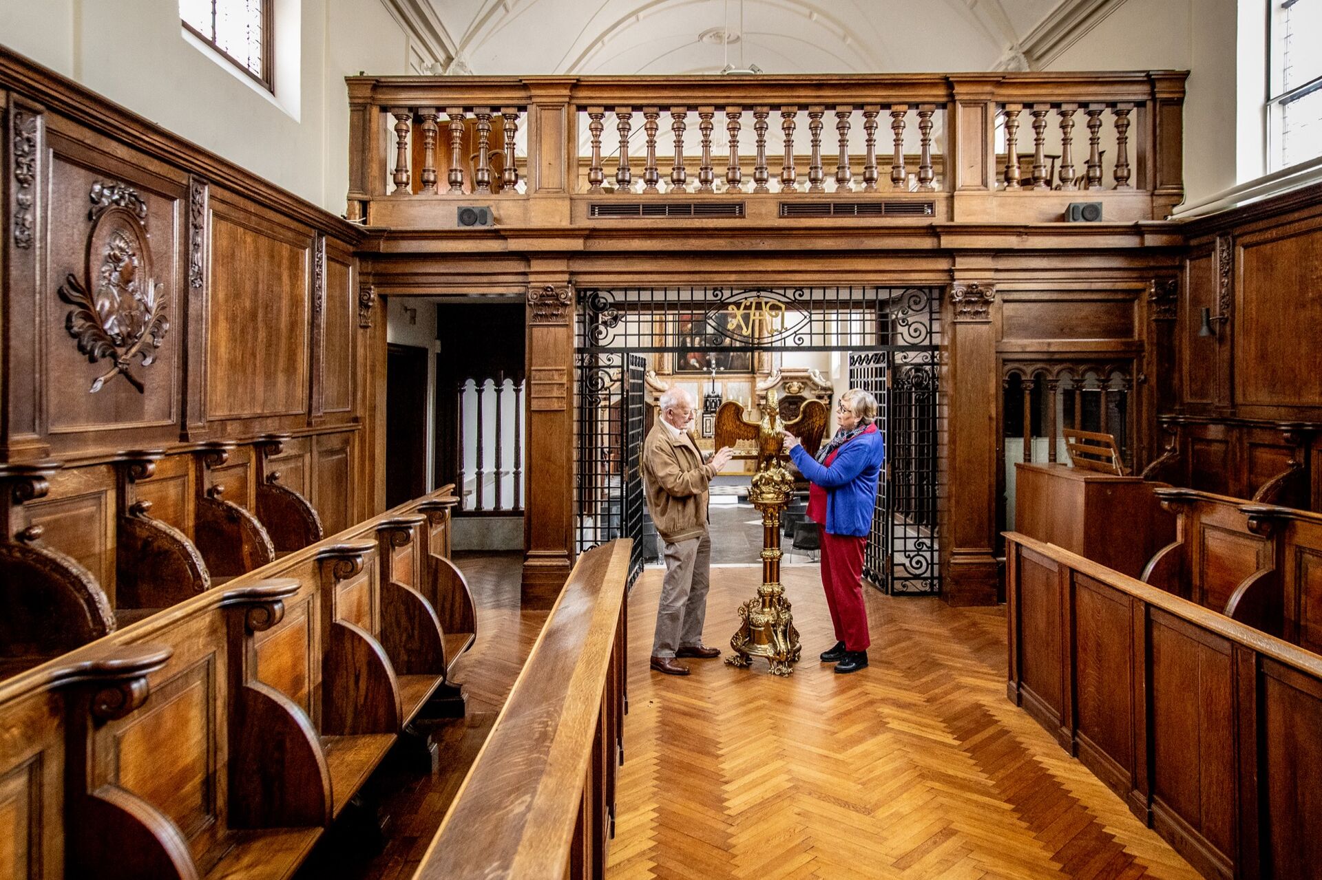 De Sint-Godelieveabdij is een historische site en beschermd monument met drie binnentuinen, gelegen tussen het station en ‘t Zand. Sint-Godelieveabdij-43 © Thomas De Boever