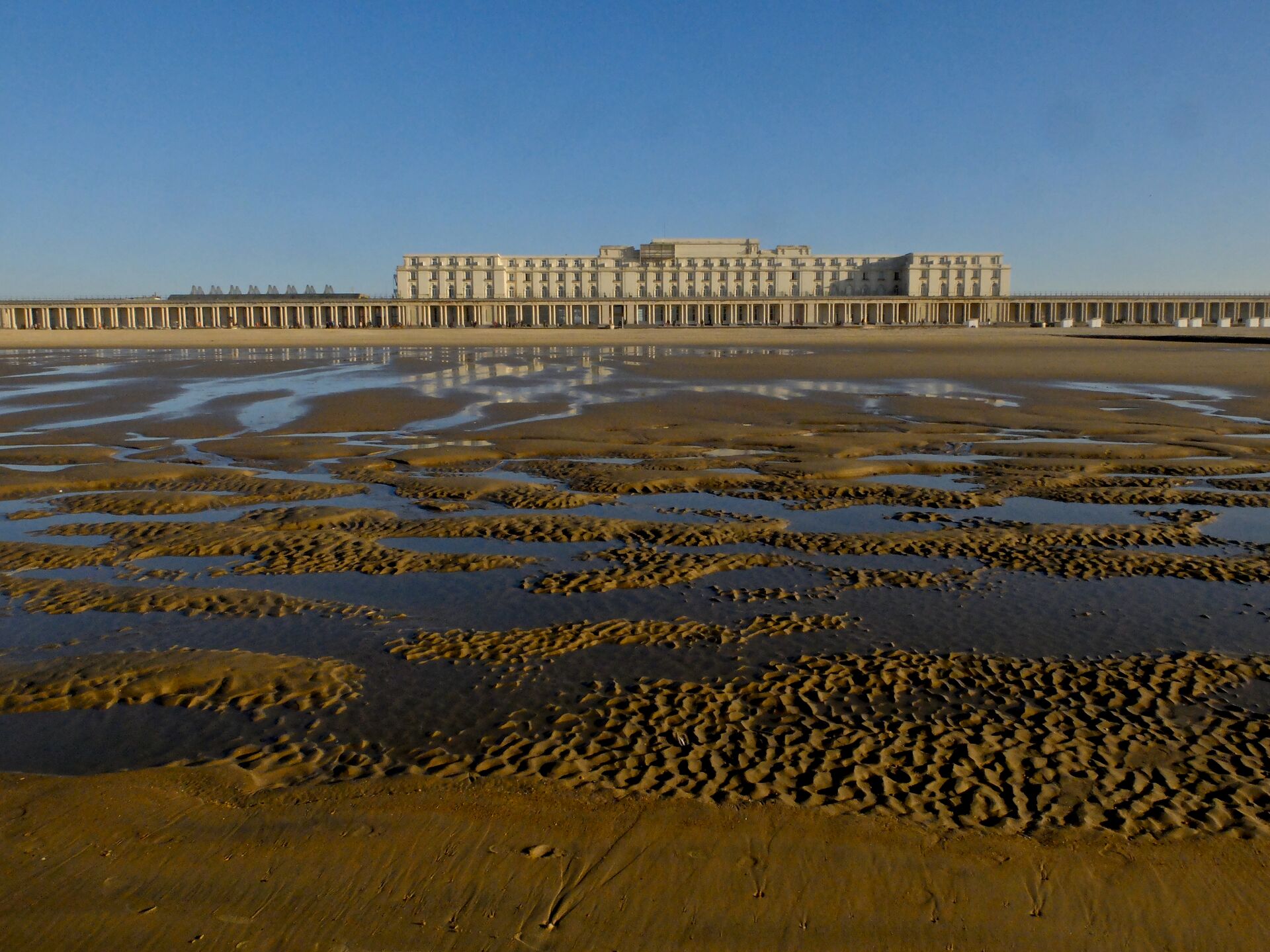 (c) Daniel De Kievith copyright always obligatory Thermae Palace Oostende © Daniel De Kievith