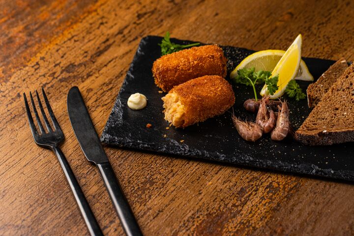 Garnaalkroket | Shrimp croquette