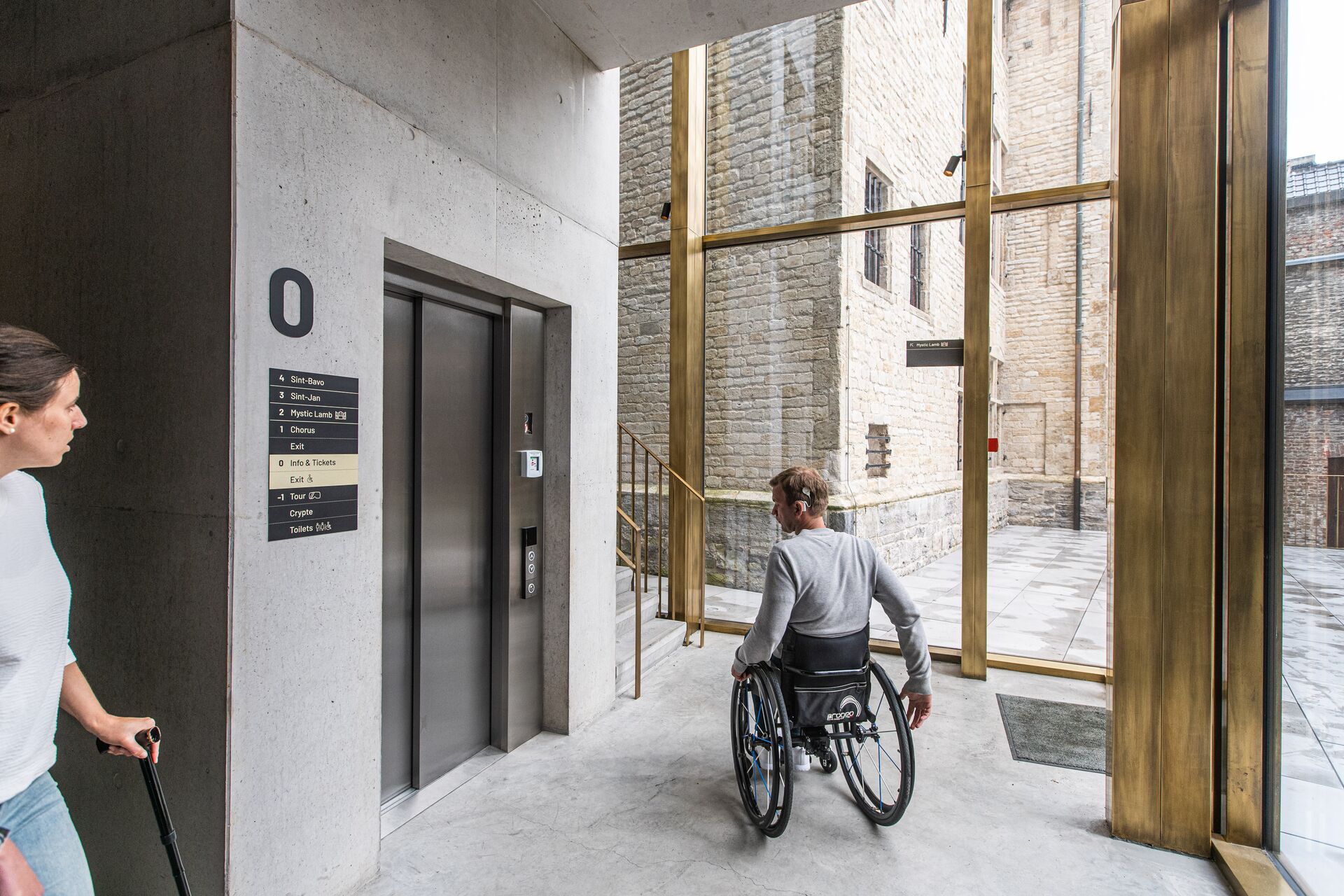 Visitor Centre St Bavo Bezoekerscentrum Sint-Baafskathedraal