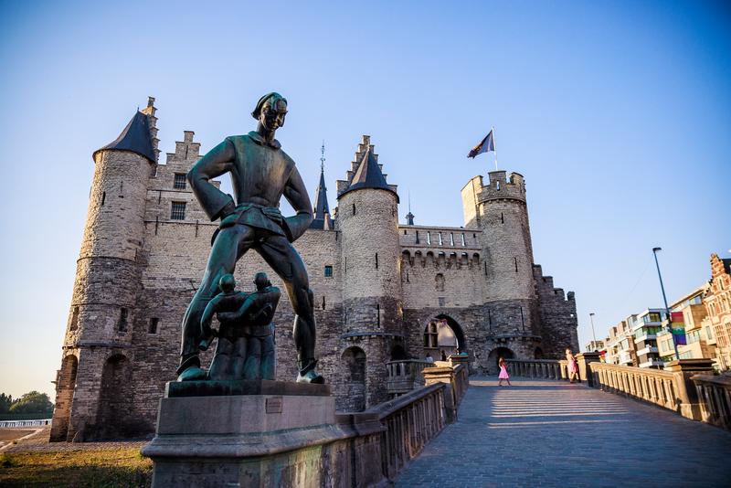 Het Steen_Victoriano