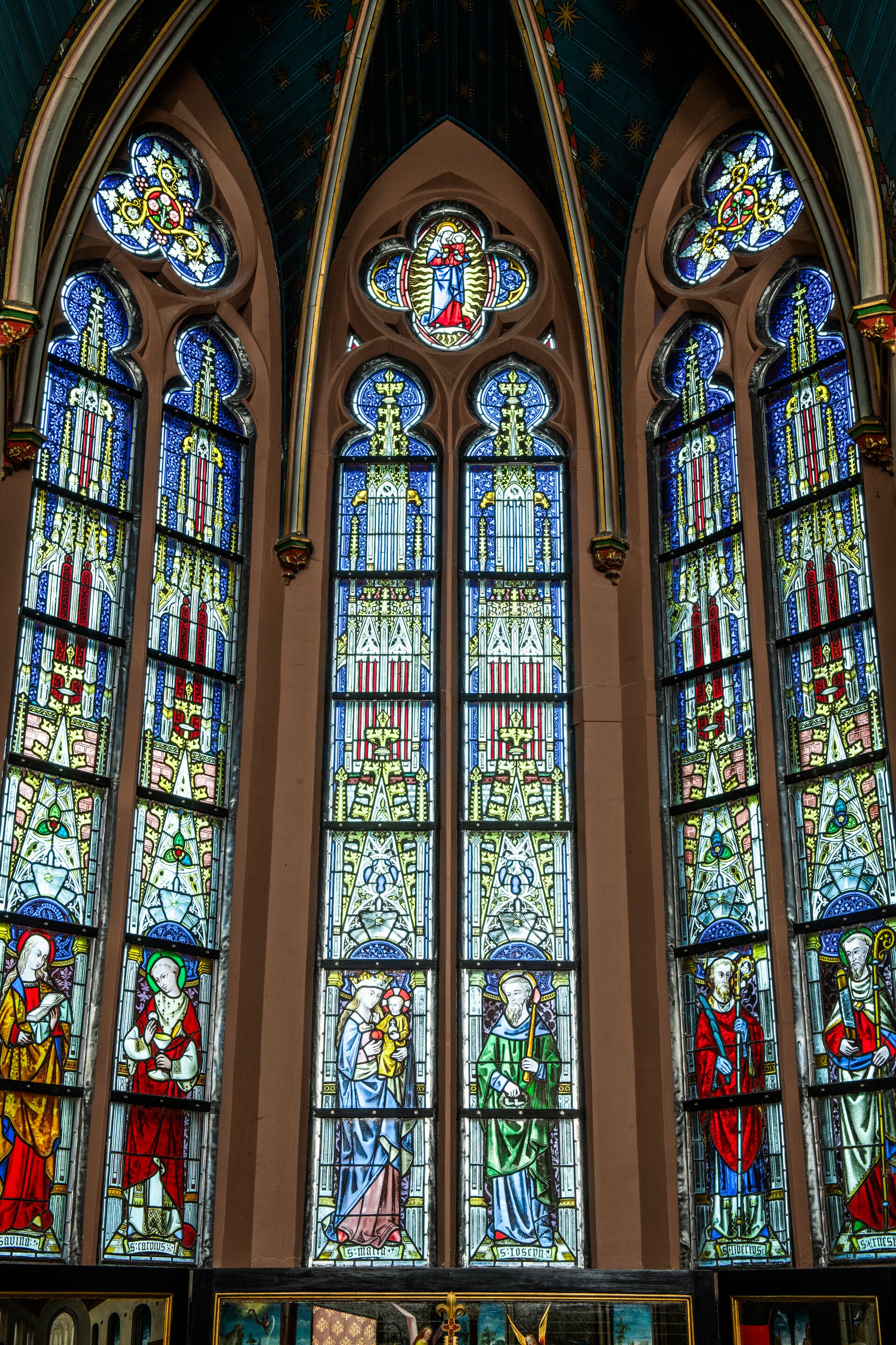 Kasteel_van_Loppem-Stichting_Jean_van_Caloen_Glasramen_kapel