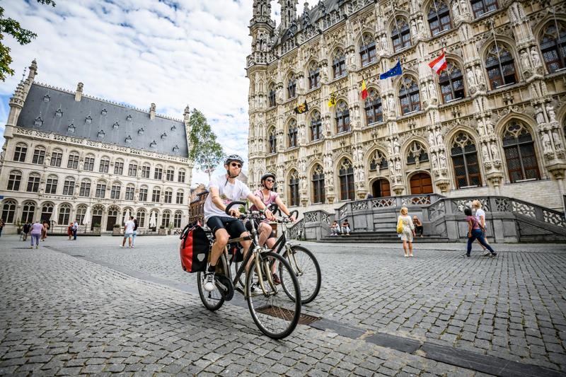 Grote Markt Stadhuis SPkerk_Leuven (c) Lander Loeckx