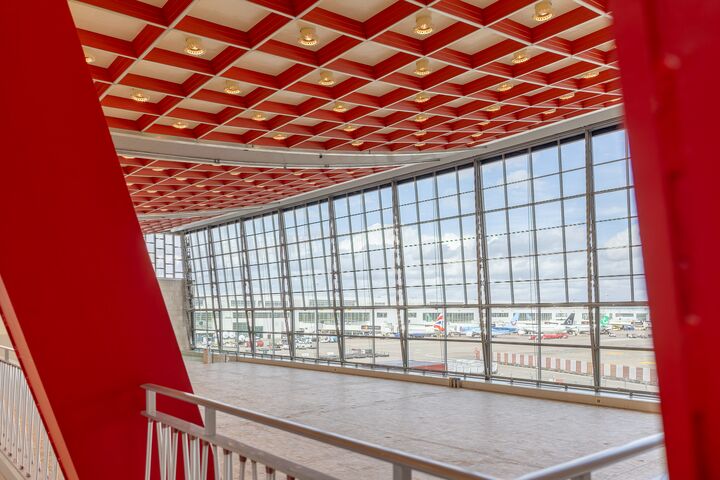 Skyhall is een premium eventhall met uitzicht op de vliegtuigen. Skyhall Zaventem (3)