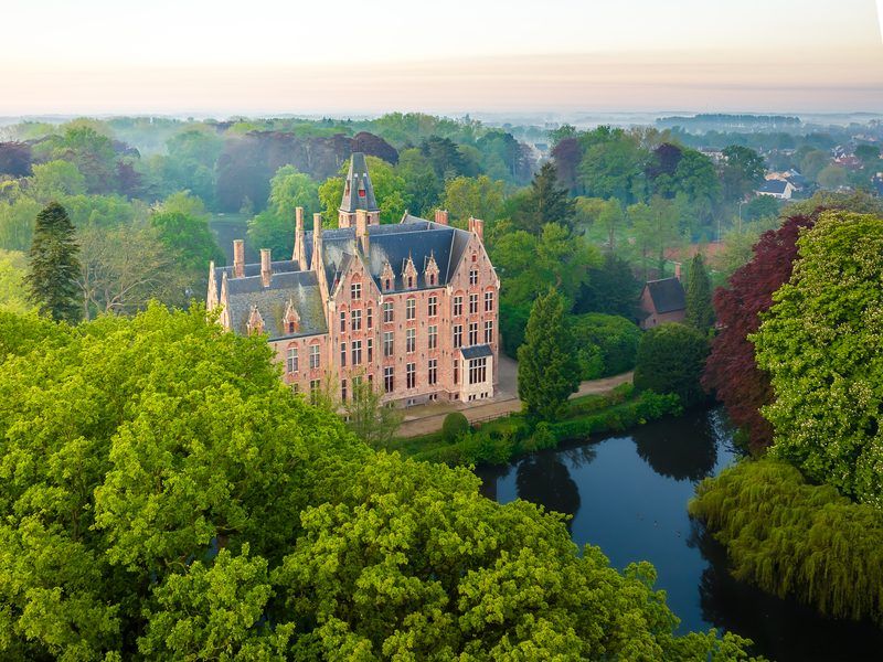 Kasteel van Loppem Dronefoto (c) Westtoer (8)