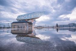 Antwerp HAVENHUIS reflectie © Lebak Photography | Zaha Hadid Architects