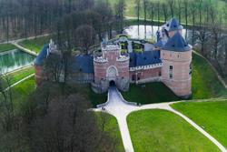 Kasteel van Gaasbeek © www.vlaanderenvanuitdelucht.be_35093380926_o