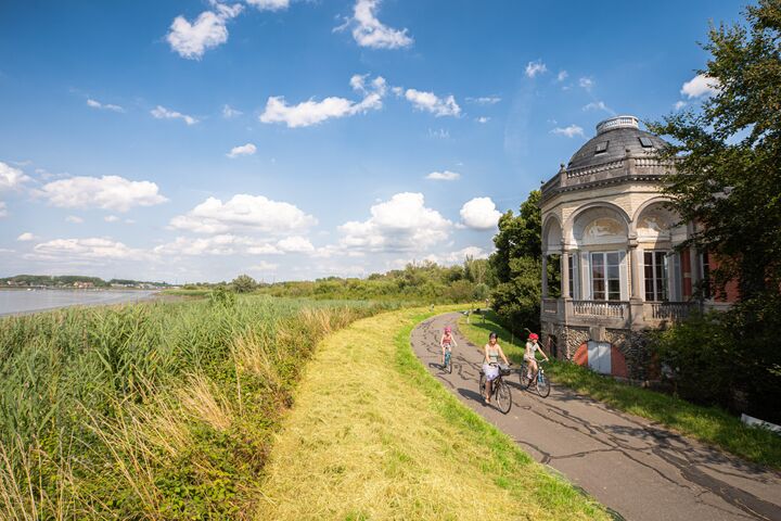 Flanders by bike: Fietsroute &#039;Go with the Flow&#039;