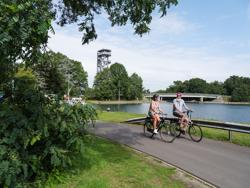 Flanders by bike: Fietsroute Rondom de abdij van Postel Sas4 toren - kanalen