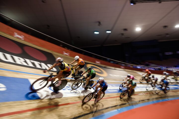 De Lotto Zesdaagse van Vlaanderen-Gent is een wielersportevenement op wielerbaan het Kuipke in het Citadelpark in Gent. Zesdaagse Gent - (c) Henrik Alpers