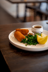 culinair gerechtje culinary dish Shrimp croquettes with bisque (4)