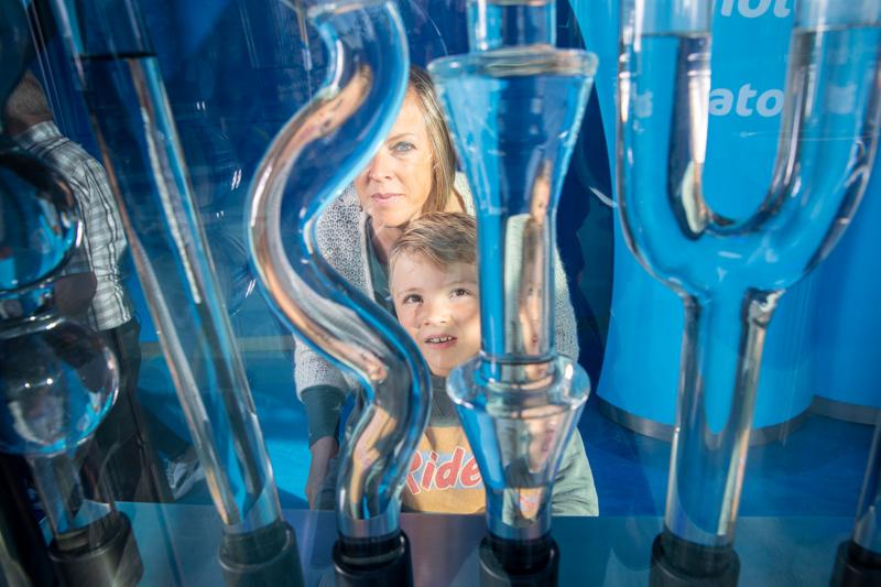 Hidrodoe is een interactief doe-centrum over water in het Netepark in Herentals, dat volledig gewijd is aan het thema water. Het is een onderdeel van watermaatschappij Pidpa. Het is geen museum in de strikte zin van het woord, maar een echt doe-centrum waar de bezoeker overal mag aankomen en zelf mag experimenteren. Hidrodoe (c) Hidrodoe (1)