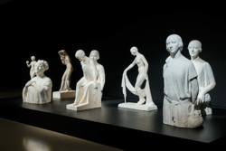 Zaalzicht Expo Yvonne Serruys 2023