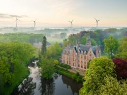 Kasteel van Loppem Dronefoto (c) Westtoer (2)